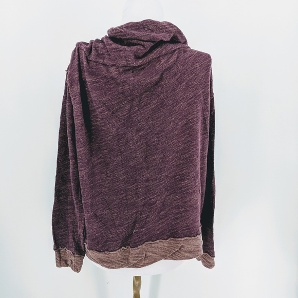 Free people cowl‎ neck sweater over sized - Picture 3 of 5